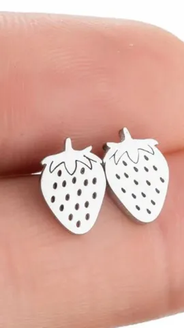 Pendientes de fresa de acero titanio color plata