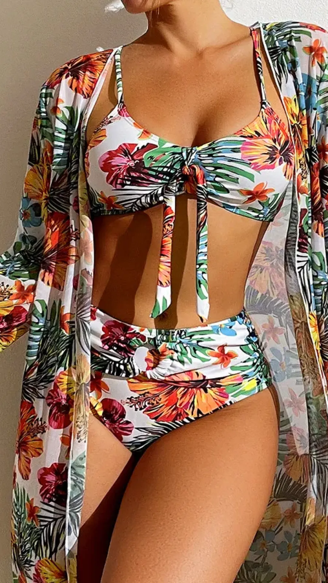 Conjunto biquini estampado flores 3 piezas